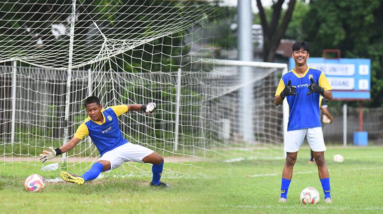 kiper Malang United